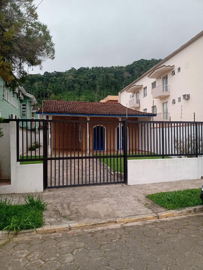 Casa Praia Grande Com Churrasqueira Villa Ubatuba Dış mekan fotoğraf